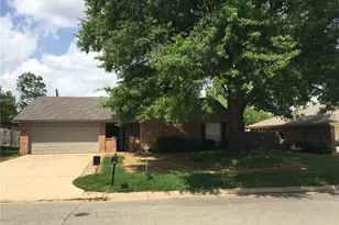 7461 Timberhill Dr, North Richland Hills, TX 76182 - Photo 1