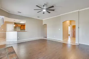 1032 Kingfish Dr, Burleson, TX 76028 - Photo 11