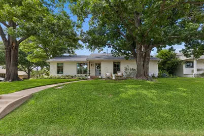 9807 Lakemere Drive, Dallas, TX 75238 - Photo 3