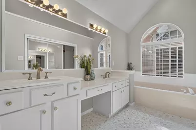 3208 Village Oak Drive, Arlington, TX 76017 - Photo 25