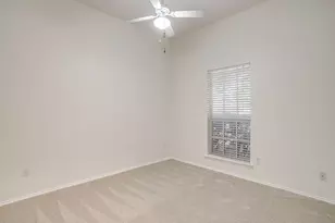 608 Gracie Ln, Burleson, TX 76028 - Photo 15