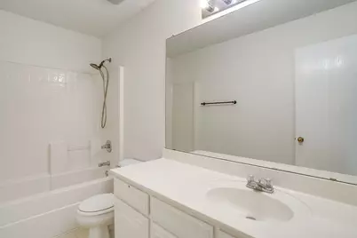 608 Gracie Lane, Burleson, TX 76028 - Photo 13