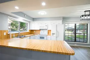 1506 Trowbrigde St, Garland, TX 75044 - Photo 5