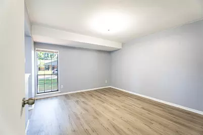 1506 Trowbrigde Street, Garland, TX 75044 - Photo 15