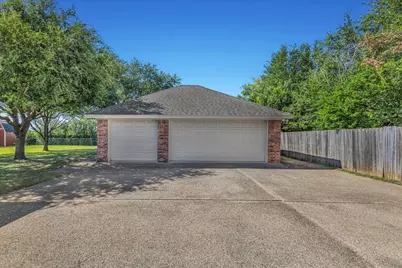 812 Country Lane Drive, Waco, TX 76657 - Photo 33