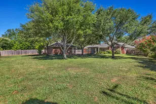 812 Country Ln Dr, Waco, TX 76657 - Photo 31