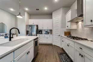 333 Foxthorne Way, Little Elm, TX 75068 - Photo 13