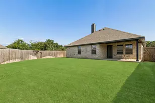 108 Maverick Ln, Pilot Point, TX 76258 - Photo 19
