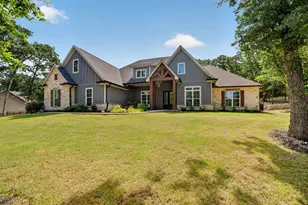 125 Oakbend Trl, Mabank, TX 75147 - Photo 1