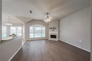 2900 Dunbar Dr, McKinney, TX 75072 - Photo 3