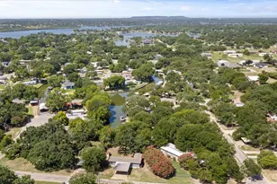 3702 Hartwood Dr, Granbury, TX 76049 - Photo 33