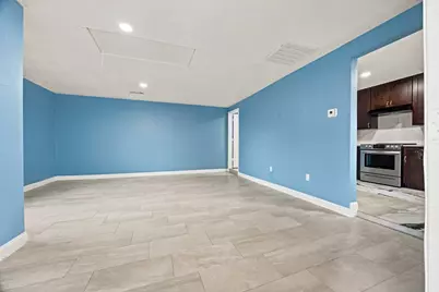 2016 Knollwood Lane, Carrollton, TX 75006 - Photo 19