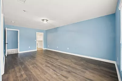 2016 Knollwood Lane, Carrollton, TX 75006 - Photo 13