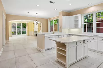 8141 Rosemont Drive, Plano, TX 75025 - Photo 13