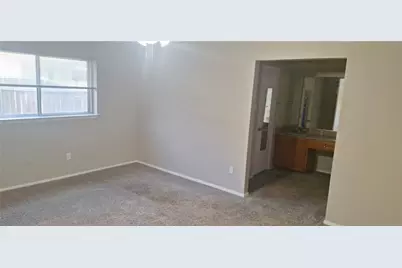 2428 Heathercrest Drive, Arlington, TX 76018 - Photo 9