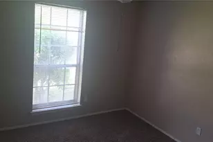 2428 Heathercrest Dr, Arlington, TX 76018 - Photo 11