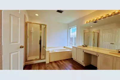 7208 Chateau Drive, Frisco, TX 75035 - Photo 9