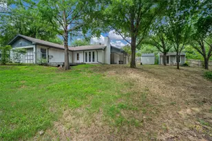 2171 Breezywood Dr, Flower Mound, TX 75022 - Photo 5