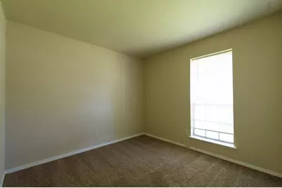 9661 Limestone Drive, Dallas, TX 75217 - Photo 7