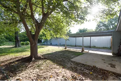 9661 Limestone Drive, Dallas, TX 75217 - Photo 15