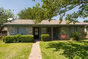 9661 Limestone Dr, Dallas, TX 75217 - Photo 1