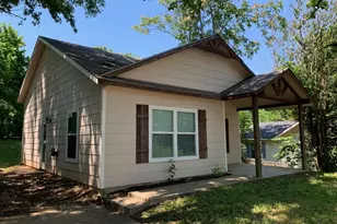 808 W Hull St, Denison, TX 75020 - Photo 17