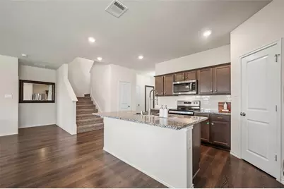 901 Euston Street, Denton, TX 76209 - Photo 5