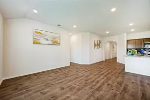 905 English Dr, Aubrey, TX 76227 - Photo 3