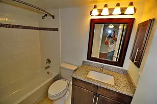 6910 Skillman St, Dallas, TX 75231 - Photo 19