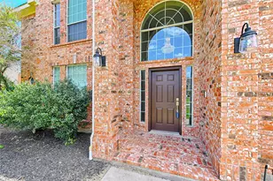 1112 Bentwater Pkwy, Grand Prairie, TX 75104 - Photo 5