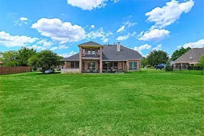 1112 Bentwater Parkway, Grand Prairie, TX 75104 - Photo 37