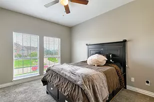 1112 Bentwater Pkwy, Grand Prairie, TX 75104 - Photo 21