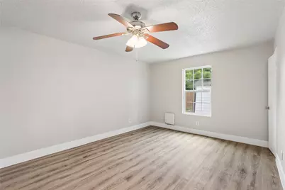 509 Clark Street, Garland, TX 75040 - Photo 15