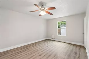 509 Clark St, Garland, TX 75040 - Photo 15