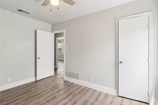 509 Clark St, Garland, TX 75040 - Photo 17