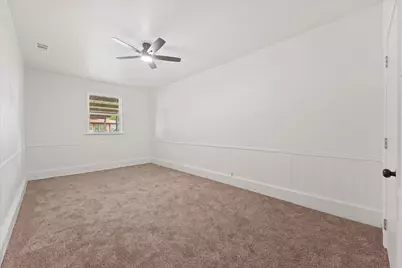 826 Harbor Drive, Lewisville, TX 75057 - Photo 19