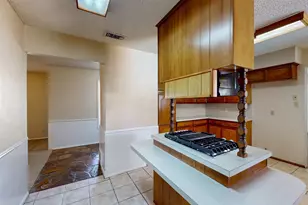 4501 Trowbridge Dr, Arlington, TX 76013 - Photo 15