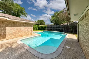 4501 Trowbridge Dr, Arlington, TX 76013 - Photo 35