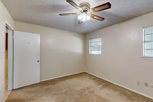 4501 Trowbridge Dr, Arlington, TX 76013 - Photo 25
