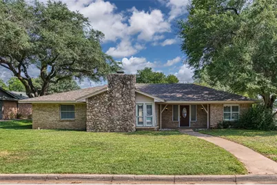 4501 Trowbridge Drive, Arlington, TX 76013 - Photo 3