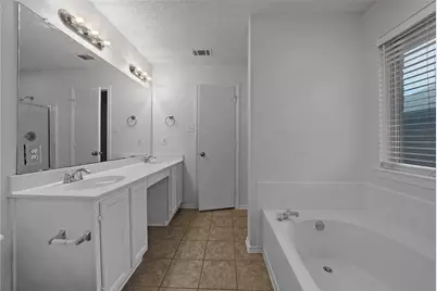 2910 Chisholm Trail, Corinth, TX 76210 - Photo 19