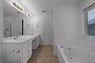 2910 Chisholm Trail, Corinth, TX 76210 - Photo 19
