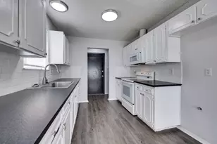 1128 Georgian Rd E, Saginaw, TX 76179 - Photo 15