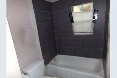 7415 Cortland Avenue, Dallas, TX 75235 - Photo 13