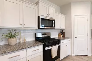 8605 Mirror Lk Dr, Fort Worth, TX 76179 - Photo 7