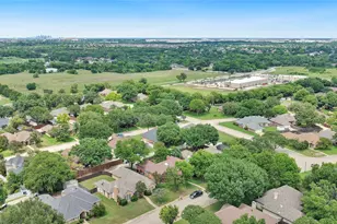 1409 Nettleton Dr, DeSoto, TX 75115 - Photo 5