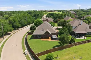 5700 Waterford Ln, McKinney, TX 75071 - Photo 5