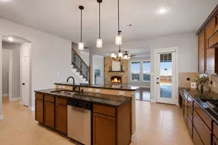 5700 Waterford Ln, McKinney, TX 75071 - Photo 11