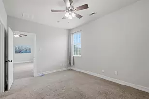 5700 Waterford Ln, McKinney, TX 75071 - Photo 23