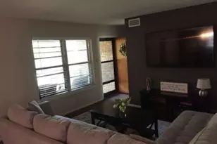 502 Lakeside Dr, Irving, TX 75062 - Photo 11